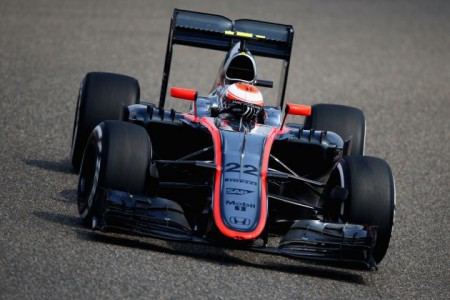 A Mclaren Honda mind2 autóval teljesítette az egész távot